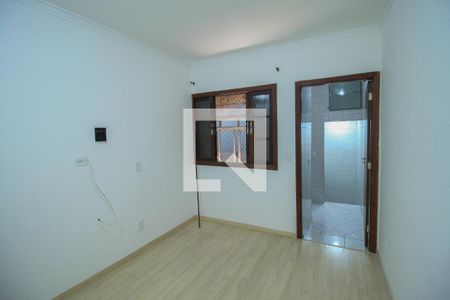 Casa para alugar com 1 quarto, 55m² em Parque Sevilha, São Paulo