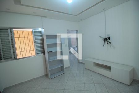 Casa para alugar com 1 quarto, 55m² em Parque Sevilha, São Paulo