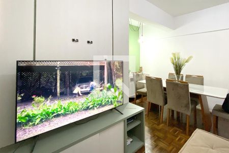 Sala de apartamento à venda com 2 quartos, 55m² em Santa Efigênia, Belo Horizonte