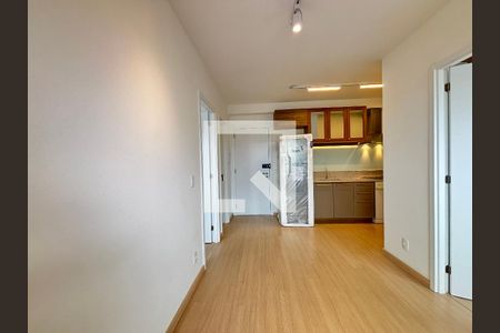 Sala/Cozinha de apartamento à venda com 2 quartos, 38m² em Vila Nova Conceição, São Paulo