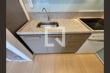 Sala/Cozinha de apartamento à venda com 2 quartos, 38m² em Vila Nova Conceição, São Paulo