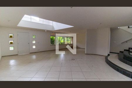 Casa para alugar com 3 quartos, 331m² em Itacoatiara, Niterói