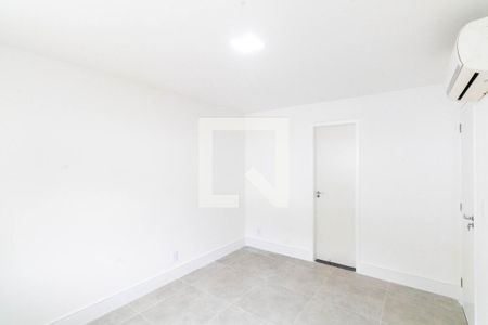 Quarto 1 de casa para alugar com 3 quartos, 93m² em Campo Grande, Rio de Janeiro