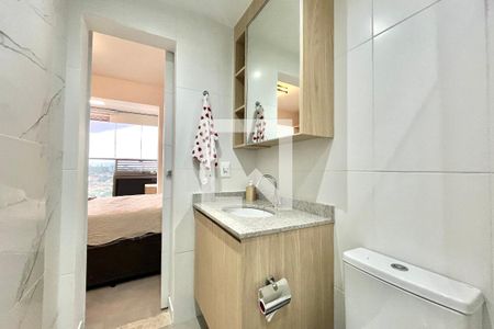Banheiro de kitnet/studio para alugar com 1 quarto, 27m² em Vila Clementino, São Paulo