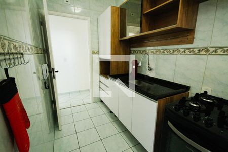Cozinha de apartamento para alugar com 2 quartos, 60m² em Canto do Forte, Praia Grande