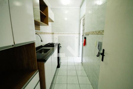 Cozinha de apartamento para alugar com 2 quartos, 60m² em Canto do Forte, Praia Grande