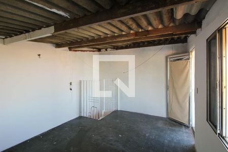 Quarto 2 de casa para alugar com 2 quartos, 70m² em Jardim Guairaca, São Paulo