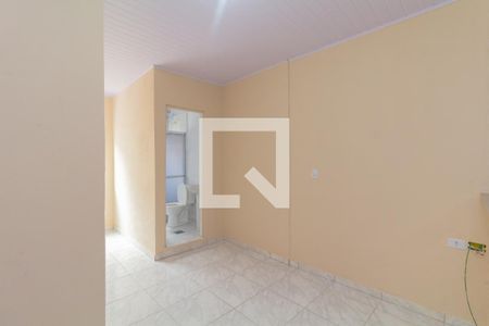 Sala de casa para alugar com 2 quartos, 40m² em Conjunto Residencial José Bonifácio, São Paulo