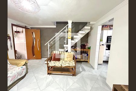 Sala de casa à venda com 5 quartos, 202m² em Vila Itapegica, Guarulhos
