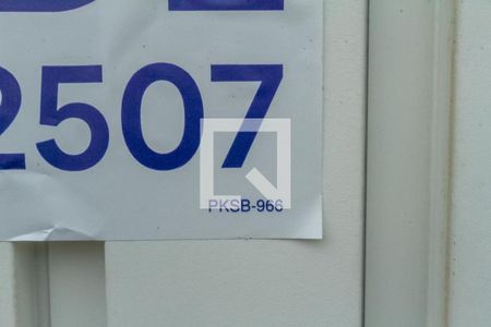 Placa PKSB-966 de casa à venda com 3 quartos, 150m² em Jardim Brasilandia, São Bernardo do Campo