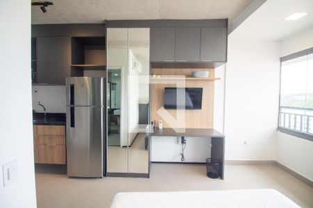 Sala / Quarto - Studio de kitnet/studio para alugar com 1 quarto, 23m² em Jardim das Acacias, São Paulo