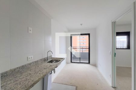 Sala e cozinha de apartamento à venda com 1 quarto, 25m² em Ipiranga, São Paulo
