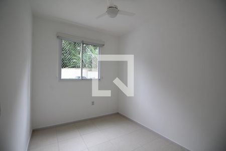 Quarto 1 de apartamento para alugar com 2 quartos, 58m² em Jacarepaguá, Rio de Janeiro