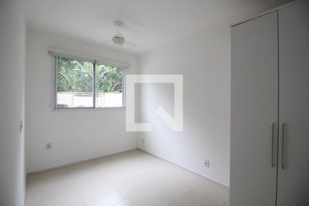 Quarto 2 de apartamento para alugar com 2 quartos, 58m² em Jacarepaguá, Rio de Janeiro