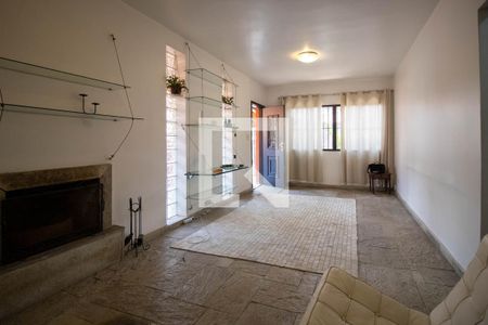 Sala de casa à venda com 3 quartos, 250m² em Vila Suzana, São Paulo