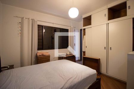 Suíte de casa à venda com 3 quartos, 250m² em Vila Suzana, São Paulo