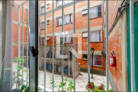 Sala - Janela de apartamento para alugar com 2 quartos, 47m² em Parque Nações Unidas, São Paulo