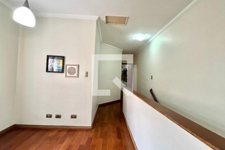 Corredor de casa para alugar com 3 quartos, 250m² em Vila da Saúde, São Paulo
