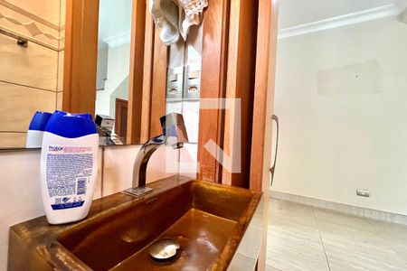 Lavabo de casa para alugar com 3 quartos, 250m² em Vila da Saúde, São Paulo