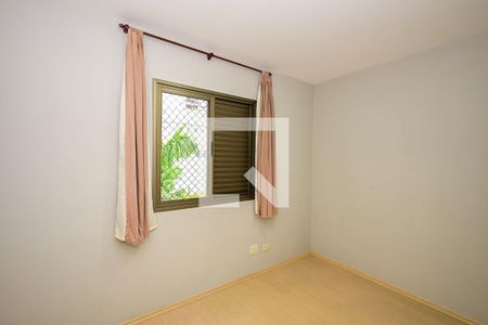 Quarto 1 de apartamento para alugar com 2 quartos, 79m² em Chácara Agrindus, Taboão da Serra