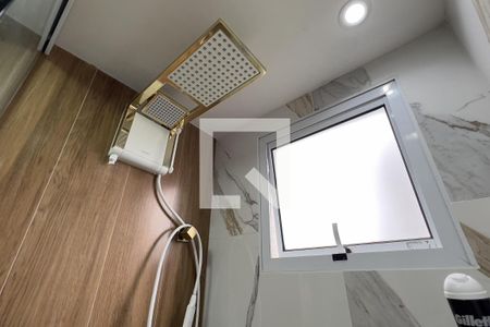 Banheiro de apartamento à venda com 2 quartos, 51m² em Macedo, Guarulhos