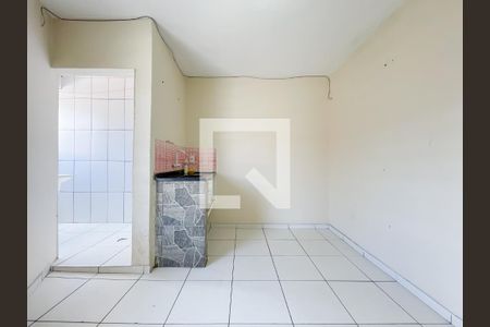 Cozinha de kitnet/studio para alugar com 1 quarto, 37m² em Santa Maria, Osasco