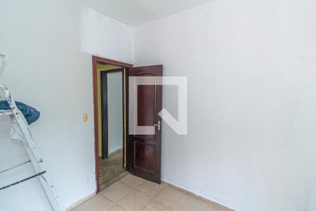 Quarto 1 de casa para alugar com 4 quartos, 240m² em Vila Valqueire, Rio de Janeiro