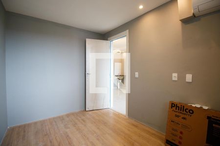 Quarto 1 de apartamento para alugar com 2 quartos, 41m² em Santo Cristo, Rio de Janeiro