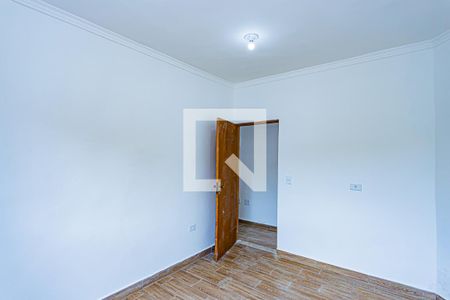 Quarto de casa para alugar com 2 quartos, 300m² em Vila Jaraguá, São Paulo