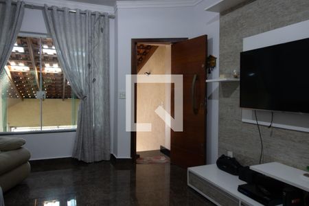 Sala de casa à venda com 3 quartos, 140m² em Parque Boturussu, São Paulo