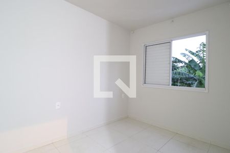 Quarto 2 - Suíte de apartamento para alugar com 2 quartos, 57m² em Jardim Holanda, Uberlândia