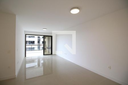 Sala de apartamento para alugar com 3 quartos, 109m² em Barra da Tijuca, Rio de Janeiro
