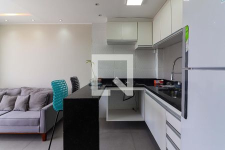 Cozinha de apartamento para alugar com 2 quartos, 38m² em Vila Butantã, São Paulo