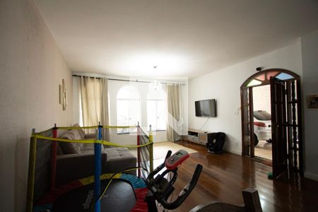 Sala  de casa para alugar com 4 quartos, 407m² em Vila Trujillo, Sorocaba