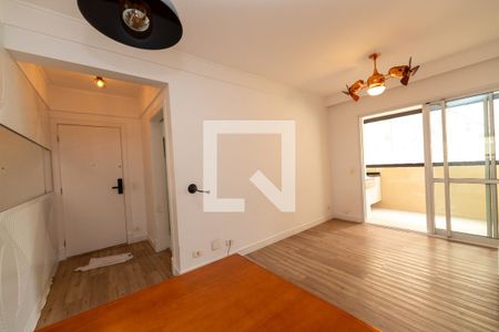 Sala de apartamento para alugar com 3 quartos, 84m² em Alphaville Industrial, Barueri