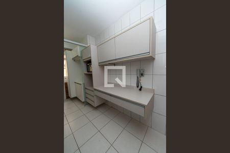 Cozinha de apartamento para alugar com 3 quartos, 84m² em Alphaville Industrial, Barueri