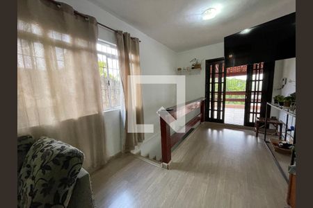 Sala 2 de casa para alugar com 3 quartos, 200m² em Quinta dos Angicos, Cotia