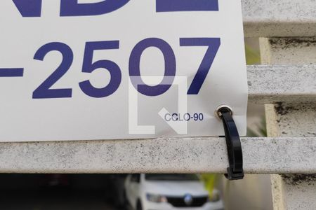 Placa de casa de condomínio à venda com 3 quartos, 80m² em Vila Mangalot, São Paulo