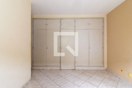 Suite de casa à venda com 4 quartos, 212m² em Parque São Quirino, Campinas