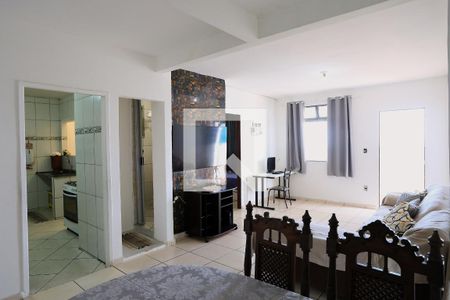 Sala de casa à venda com 3 quartos, 110m² em São Lucas, Belo Horizonte