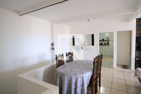 Sala de casa à venda com 3 quartos, 110m² em São Lucas, Belo Horizonte