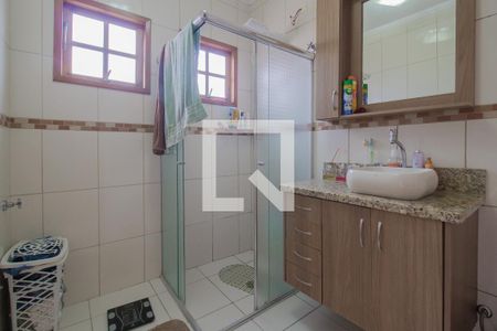 Banheiro suíte de casa para alugar com 3 quartos, 209m² em Vila Assis Brasil, Mauá