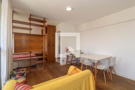 Sala/Cozinha de apartamento à venda com 1 quarto, 37m² em Sumarezinho, São Paulo