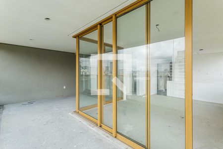 Varanda de apartamento à venda com 3 quartos, 147m² em Itaim Bibi, São Paulo