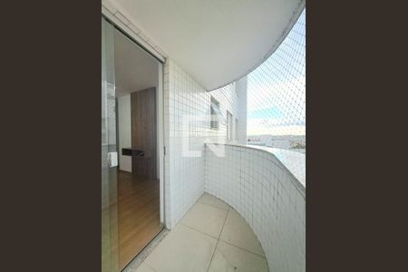 Apartamento à venda com 4 quartos, 130m² em Buritis, Belo Horizonte