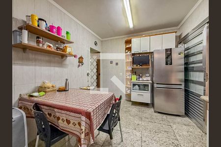 Cozinha de casa à venda com 3 quartos, 150m² em Jardim Patente, São Paulo