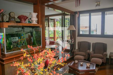 Casa à venda com 5 quartos, 1620m² em Comiteco, Belo Horizonte