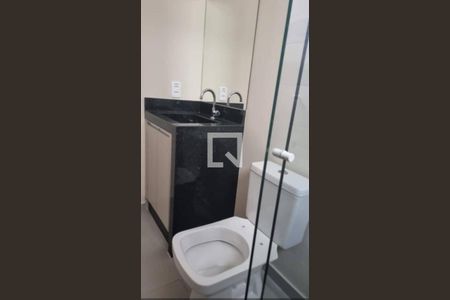 Banheiro de apartamento à venda com 3 quartos, 68m² em Horto Santo Antonio, Jundiaí