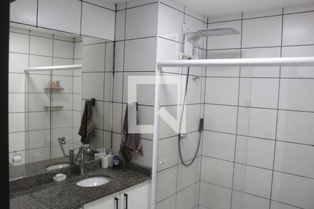 Banheiro de kitnet/studio para alugar com 1 quarto, 36m² em Santa Paula, São Caetano do Sul