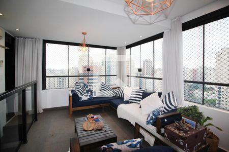 Cobertura privativa  de apartamento à venda com 3 quartos, 140m² em Indianópolis, São Paulo